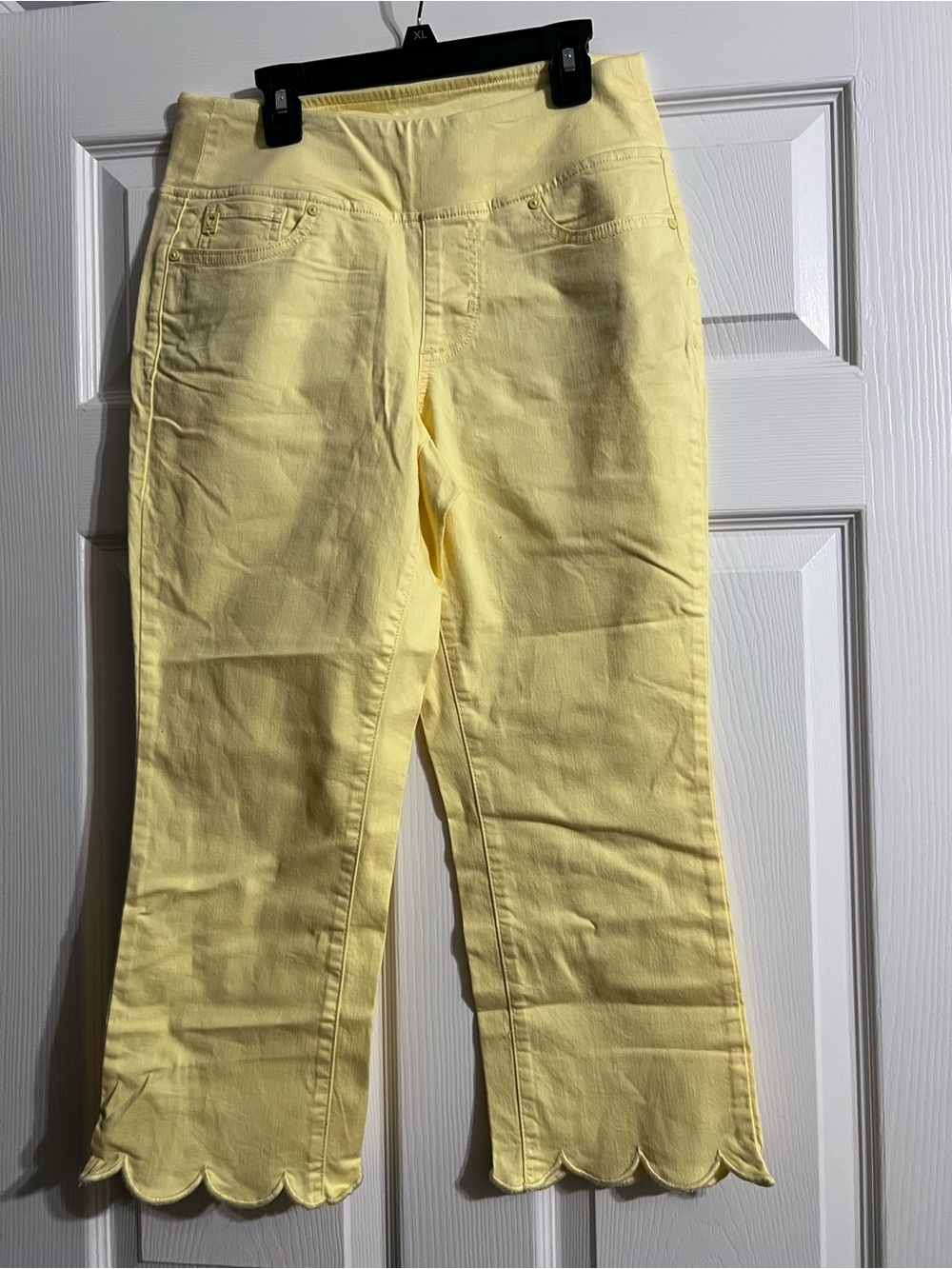 Belle by Kim Gravel Lemon-Soft Scallop-Hem Cropped Jeans